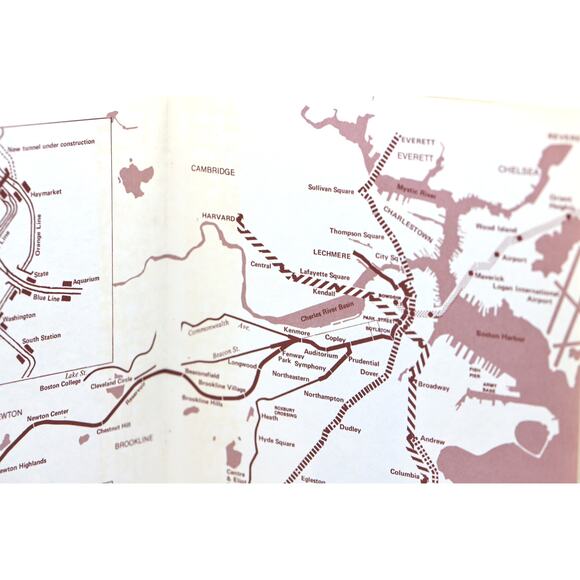 Change at Park Street Under - The Story of Boston's Subways 1972 Brian J. Cudahy - Picture 6 of 13